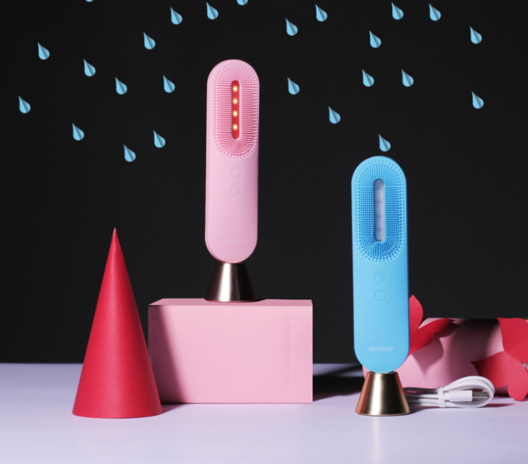 Facial Cleansing Brush Device