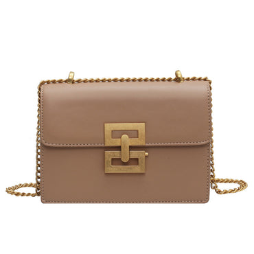 Retro European American Handbags with Chain Detail