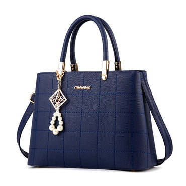 European and American Simple Hair Ball Handbags